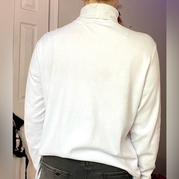 White turtleneck. Size: Medium - Picture 3 of 3